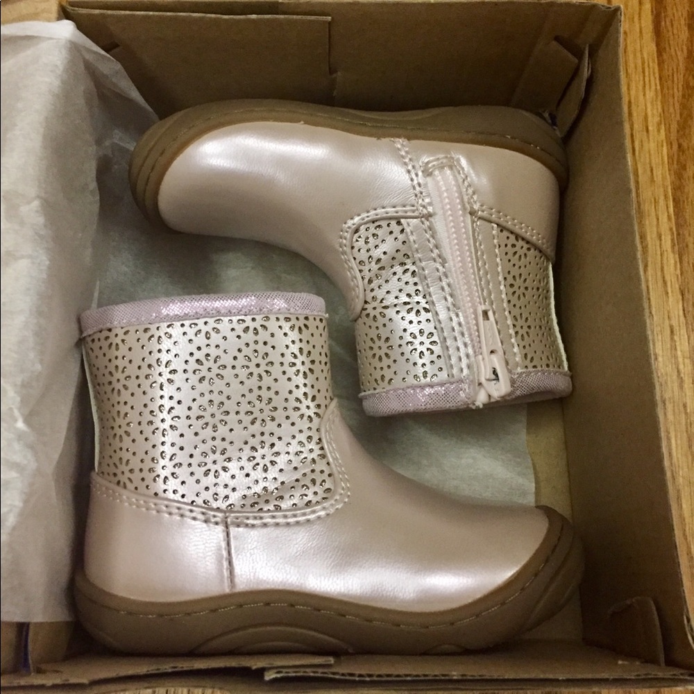 New Stride Rite Madison Boots- Size 4.5M